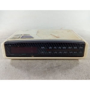 Radio Alarm Clock Magnavox AJ-3180 The Nightline AM FM Radio Digital Dual White